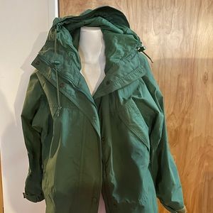Eddie Bauer Goretex GreenRain Jacket Womens Hooded Waterproof Lined Petite Small
